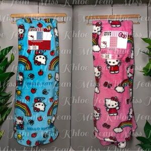 - Hello Kitty Ultra Fine Faux Fur Blanket Set